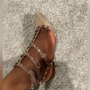 Gently worn, Valentino rock stud kitten heel pumps. original dust bag and box